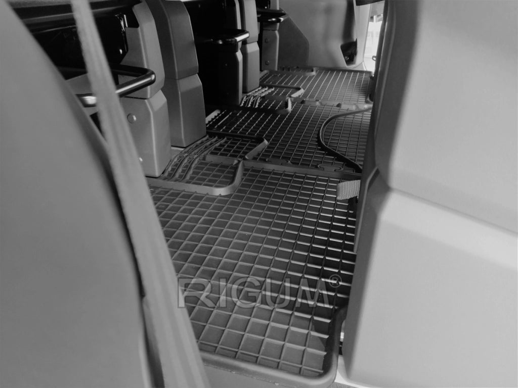 Tappeti in Gomma per VW Transporter T7 MULTIVAN dal 2022-  3 FILA