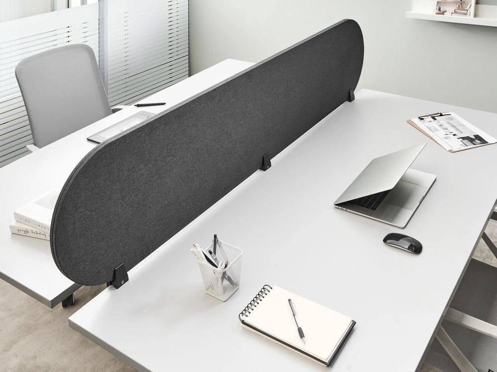 Pannello divisorio grigio scuro in tessuto PET Board 180 x 40 cm Schermo acustico Morsetti di montaggio modulari Casa Ufficio