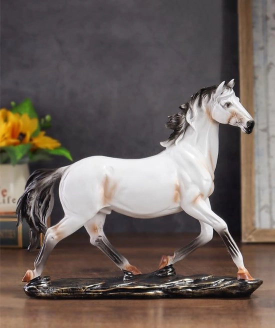Sculptura di cavallo, figura di cavallo in pelo, decorazione di cavallo, scultura di cavallo per hobby, decorazione per ufficio, accessori per casa, regalo di nozze.