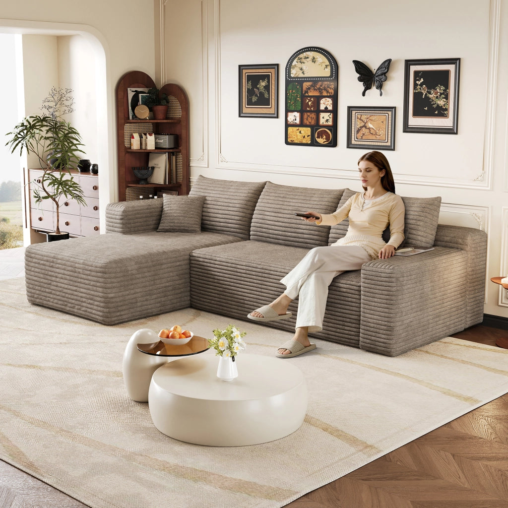Divano angolare in tessuto con schiuma elastica e design ondulato senza montaggio camel 241 × 151 × 58 cm