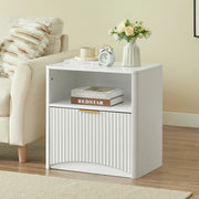 Comodino con 1 cassetto, vano aperto e maniglia dorata, per camera da letto e soggiorno, bianco 58 × 38 × 60 cm