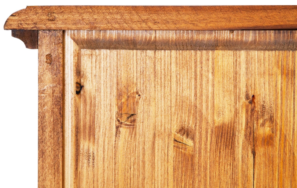 Biscottini Vetrina Country in legno massello di tiglio finitura noce L55xPR43xH150 cm. Made in Italy