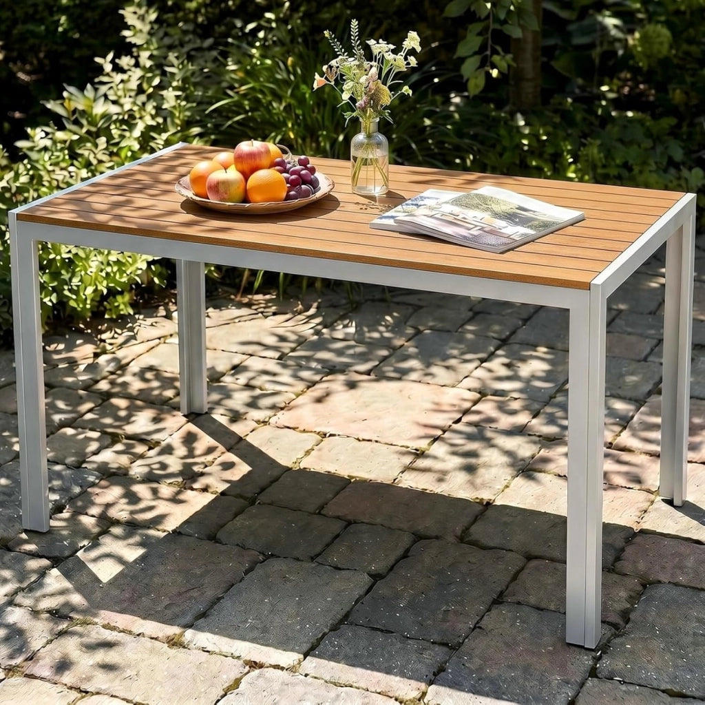 Tavolo da Giardino Moderno in WPC 110 x 70 cm, Tavolo da Pranzo per Esterno per 4-6 Persone, Tavolo da Balcone Salvaspazio in Alluminio, Design Effetto Legno,Marrone Teak + Grigio Chiaro
