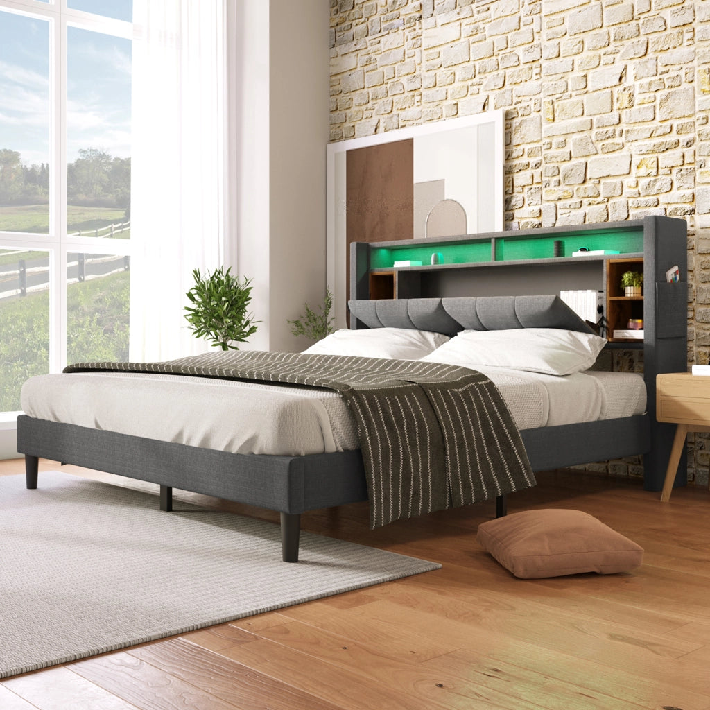 Letto imbottito matrimoniale 140x200 cm grigio con testiera contenitore, LED, USB e prese elettriche, struttura in legno massello e metallo