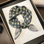 Sfumatura elegante per signora - Stola - Quadrato di tessuto - Stile elegante per signora - Sciarpa - Satinato - Collare - Sciarpa satinata - Sciarpa per collo - Sciarpa per signora - 15230 - Verde, 53*53 cm