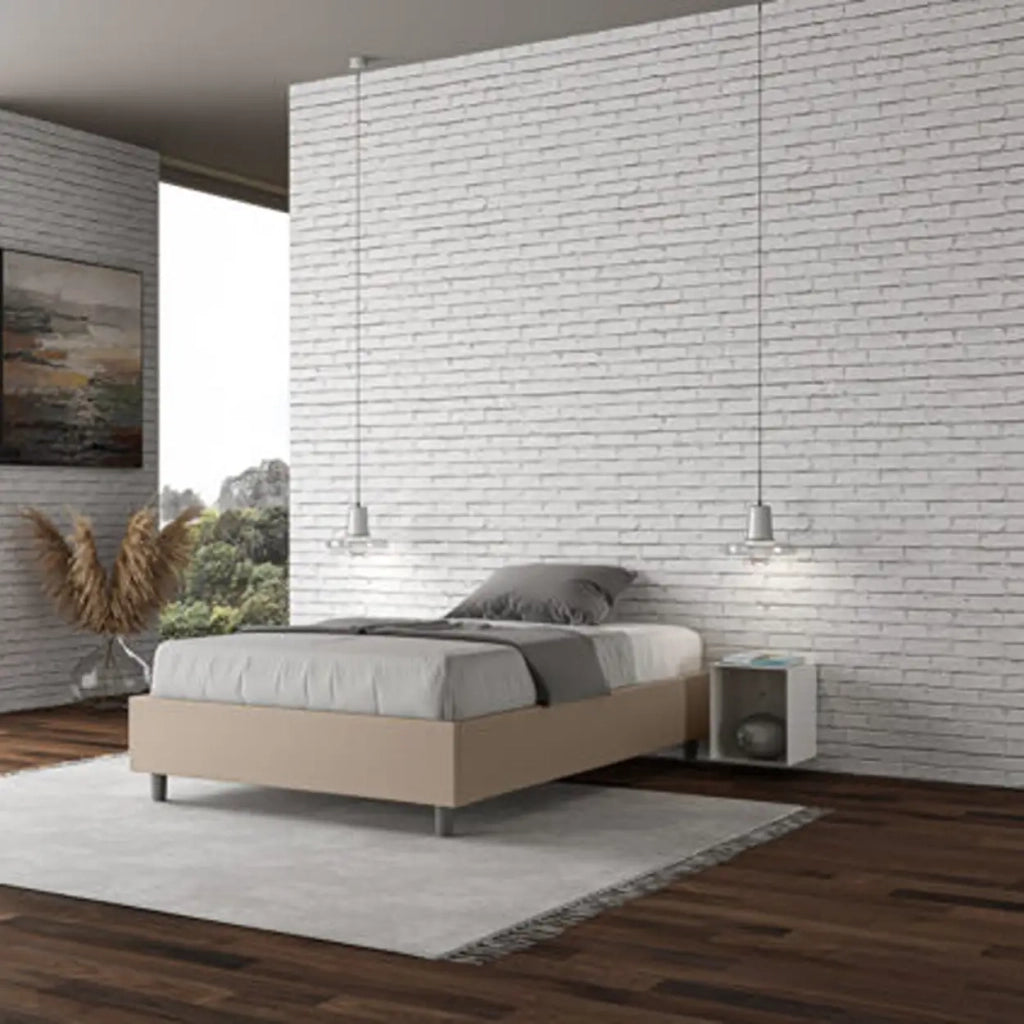 Letto matrimoniale francese con rete imbottito 140x210 similpelle tortora Azelia
