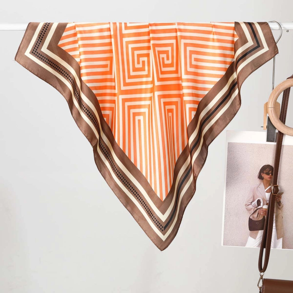 Eleganti e trendy sciarpe di seta da donna, realizzate in pura seta.
