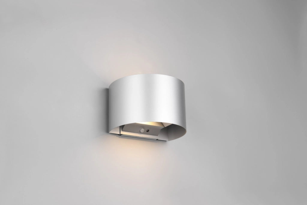 Applique LED 6W argento con sensore, batteria IP44