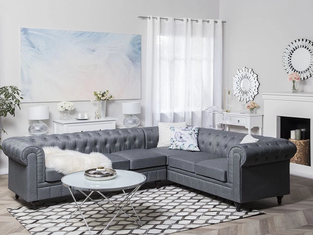 Divano Chesterfield versione sinistra In Tessuto Ad Angolo Rivestimento In Tessuto Grigio Gambe In Legno Scuro Chaise 6 Posti Contemporanea