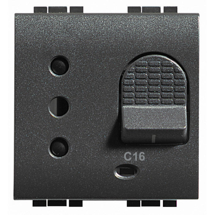 Living Int. - Presa interbloccata magnetotermica 2P+T 16A - L4311/16