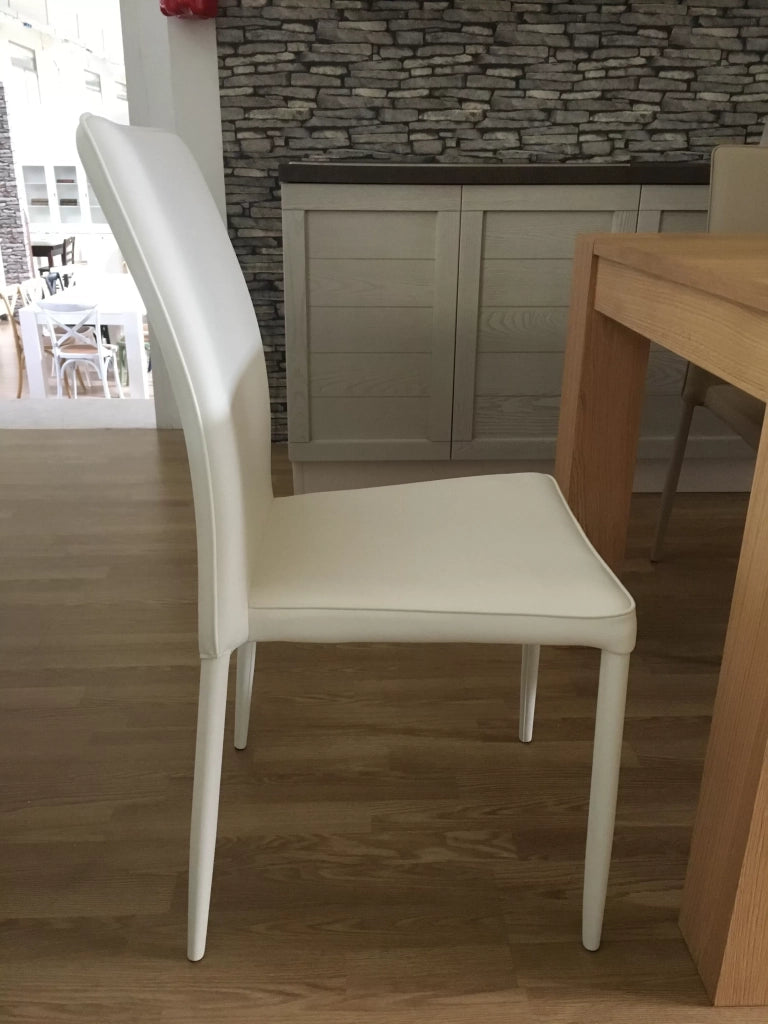 Set 4 sedie moderne in ecopelle bianca con struttura in metallo (709) - Mobili 2G