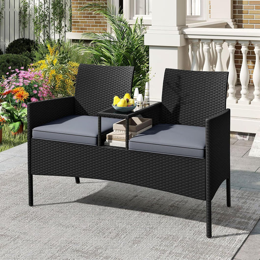 Panchina da Giardino in Rattan PE 62 x 124 x 84 cm, Divano da Esterno con Tavolino in Vetro Temperato e Cuscini Imbottiti, Poltrona con 2 Posti per Balcone, Piscina e Cortile (Grigio)