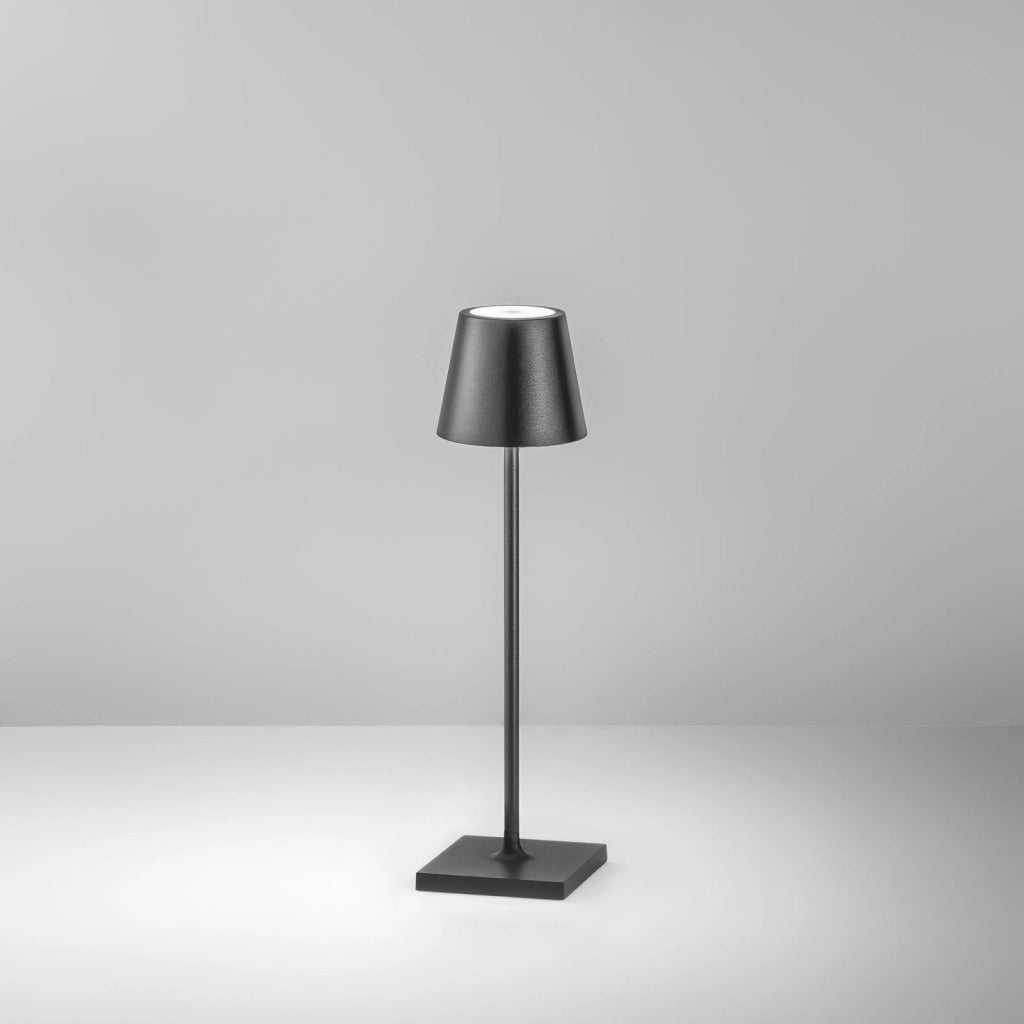 LAMPADA DA TAVOLO RICARICABILE LED DRINK NERA 1,5W 165LM 3000K DIMMERABILE IP54 7X25CM