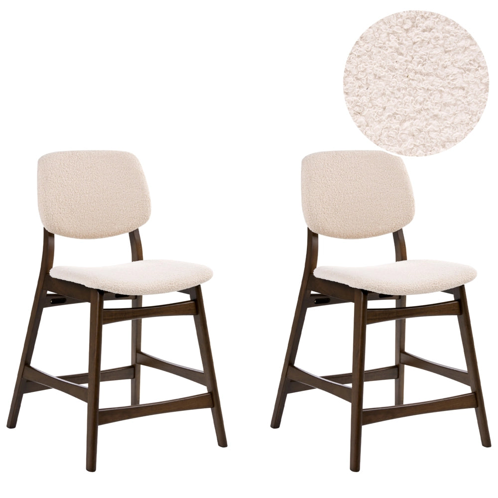 Set di 2 sedie da bar con struttura in legno di gomma marrone scuro e seduta in tessuto bouclé beige senza braccioli design retrò