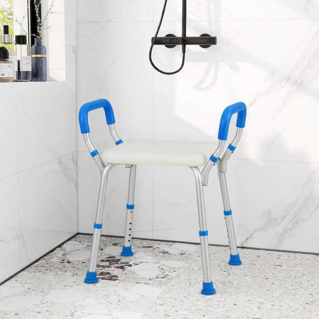 Sgabello Doccia, Sedia per Doccia Regolabile in 6 Altezze con Braccioli Imbottiti Staccabili e Piedini in Gomma Antiscivola, Portata 100 kg, Seggiolino da Bagno per Anziani (Blu)