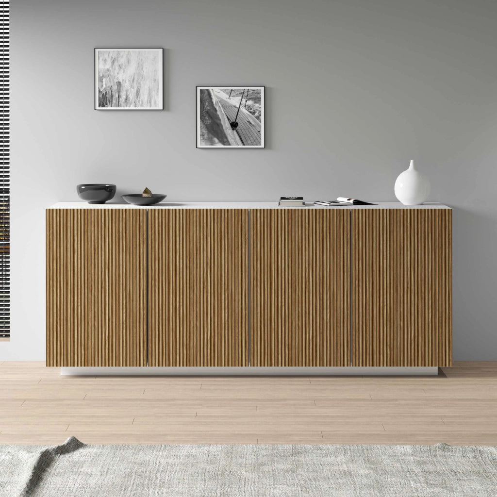WHOUS Credenza Coste a 4 ante effetto cannetè bianco opaco e legno chiaro 200x43x86 cm