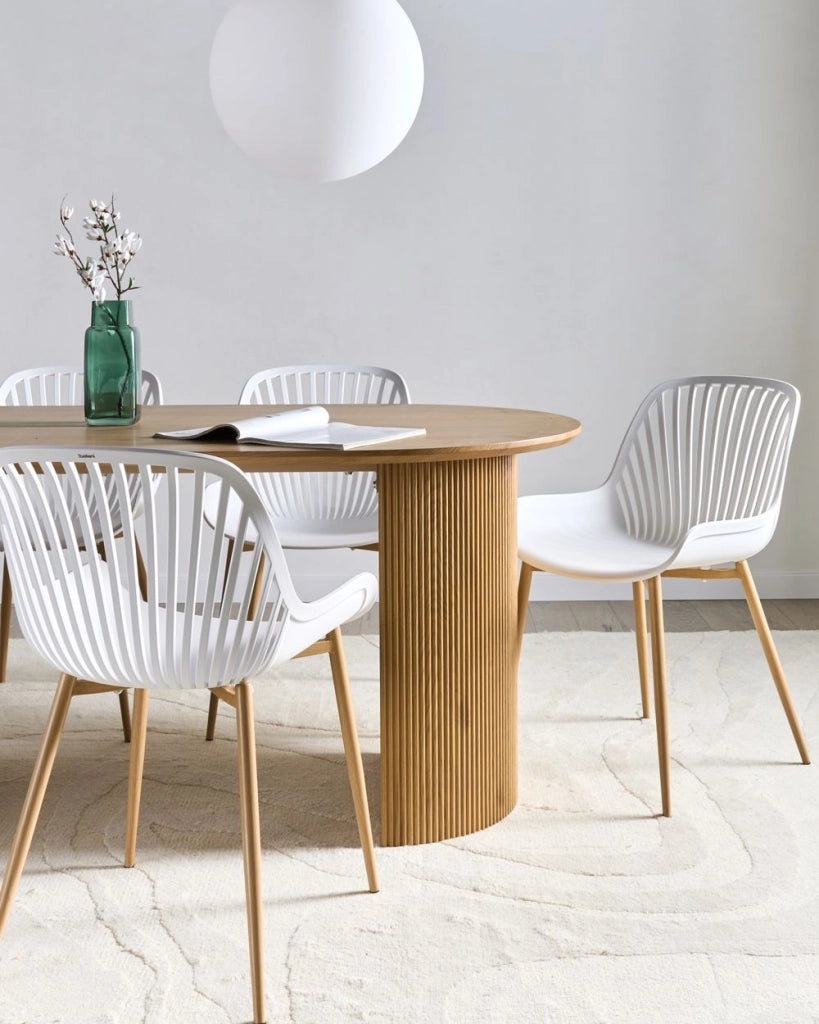 Set di 4 robuste sedie da pranzo Materiale sintetico Legno poliestere Gambe in ferro Transprint Bianco Kleve
