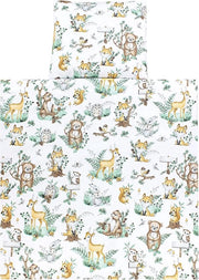 Set di Culla e Coperte con Disegno di Animali per Ambiente di Riposo Accogliente