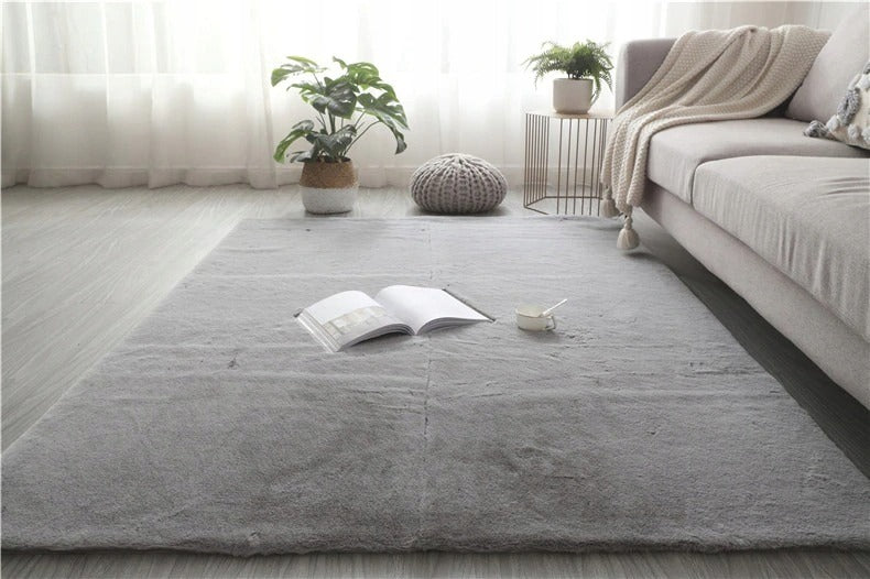 Tappeto in peluche grigio chiaro 160x220 cm