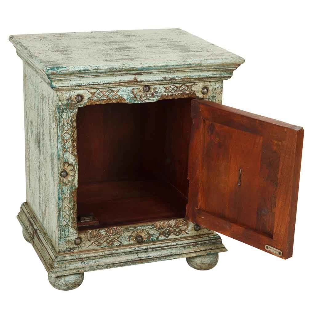Comodino in legno intagliato verde 50x40x59