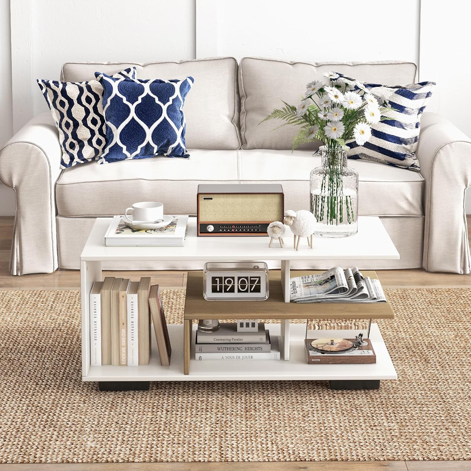 COSTWAY Tavolino da Caffè Rettangolare, Tavolo da Salotto Moderno con Mensola Centrale a Forma di L, Tavolino a 3 Livelli per Soggiorno, Sala di Ricevimento e Ufficio (Bianco)