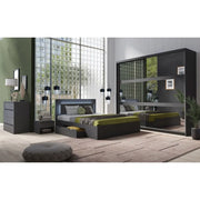 Set camera NOFI - Letto 180x200 cm con doghe, 2 cassetti, comodini, armadio e cassettiera - grigio grafite