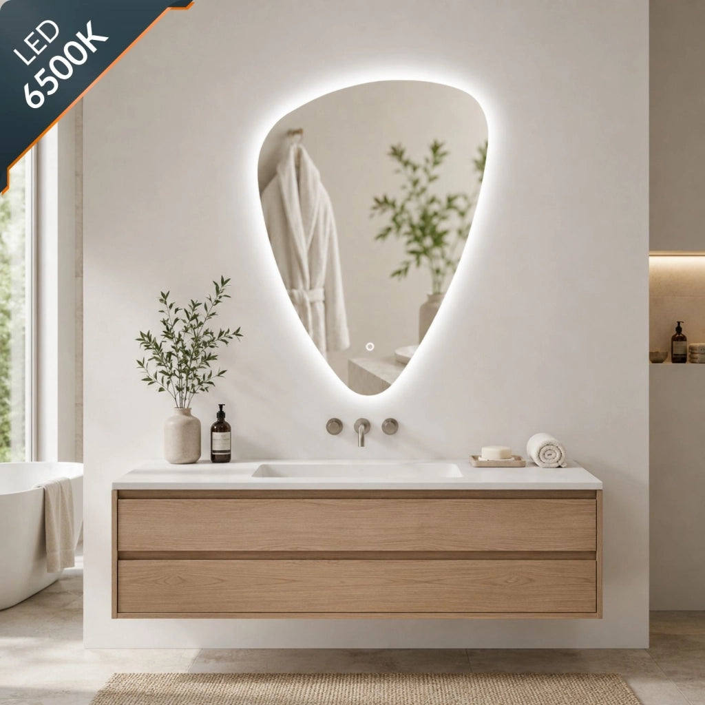 Specchio triangolare stondato retroilluminato a led in pvc *** misure 60x80 cm, tonalità standard 6000-6500k, confez...