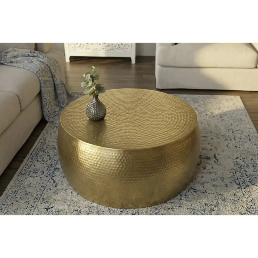 Tavolino TRIANE 60 cm in alluminio dorato – Tavolino rotondo design effetto martellato