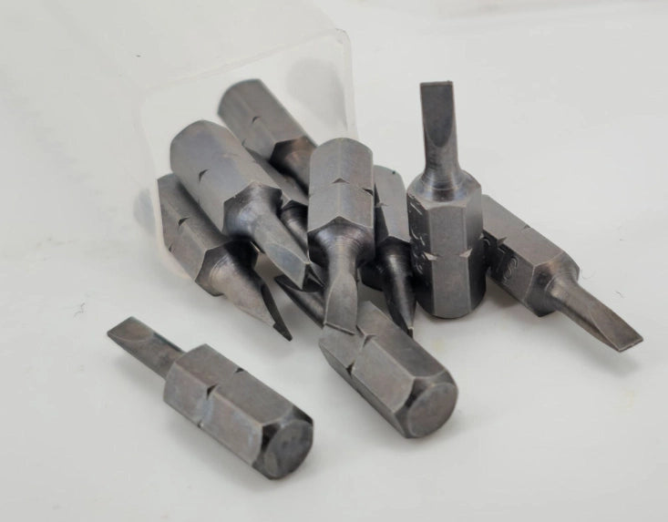 INSERTO PER VITI A TESTA CON INTAGLIO 0,6x4,5 mm - 10 pezzi- ECEF