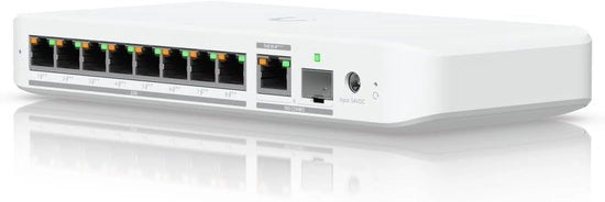 Switch di rete Ethernet 8-PoE+ con capacità di 60 Gbps