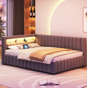 Letto imbottito angolare 140x200 cm in velluto grigio con LED e porta USB