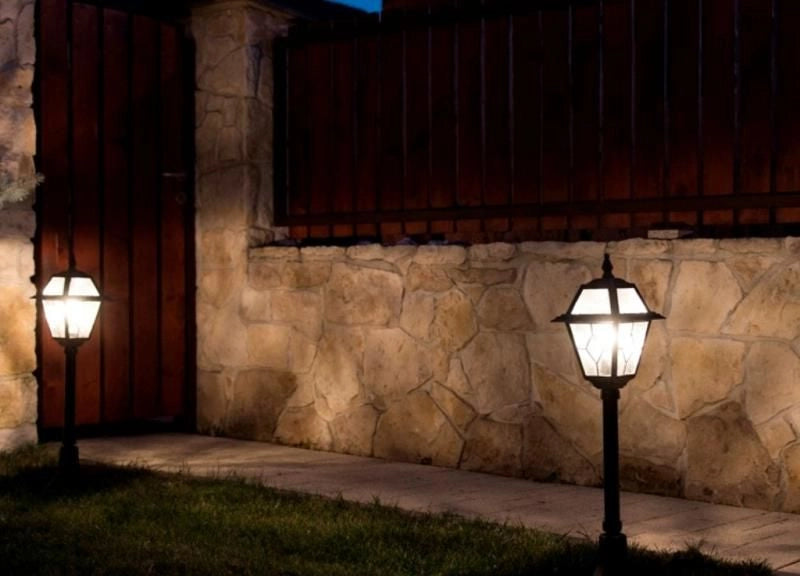 Lampada esterna da terra retrò 80cm E27 nera IP43 SU-MA