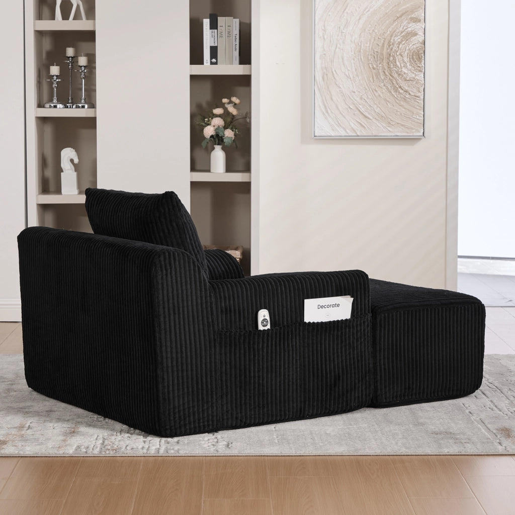 Poltrona Oversize con Poggiapiedi e Tasche Laterali; Seduta Profonda; Poltrona Imbottita in Velluto a Coste Nero
