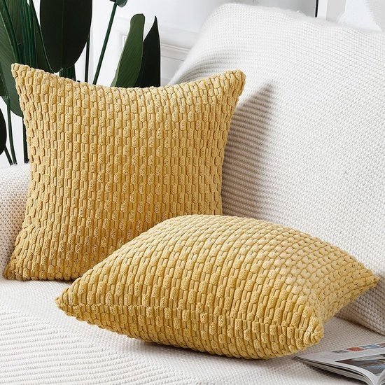 Set di 2 Copricuscini Decorativi Zaffiro, Dimensioni 65x65 cm