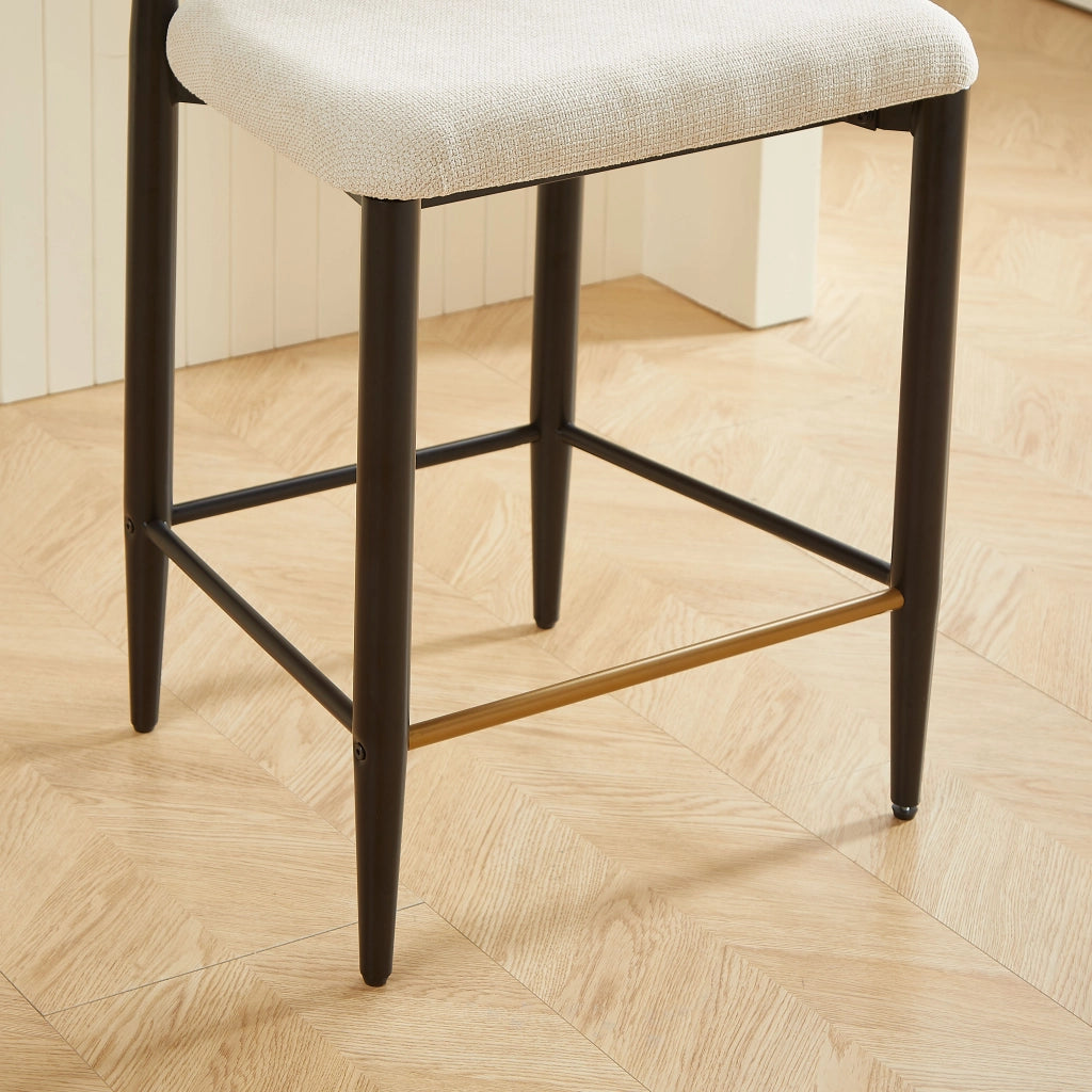 Sgabello da bar con schienale ergonomico; poggiapiedi e base regolabile in tessuto beige