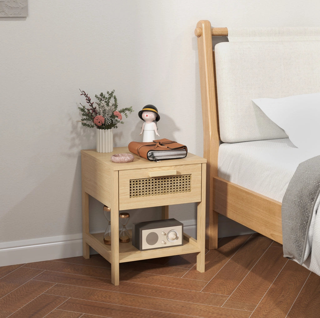 Comodino 40x40x48.4 cm con cassetto; ripiano e design in rattan in legno naturale