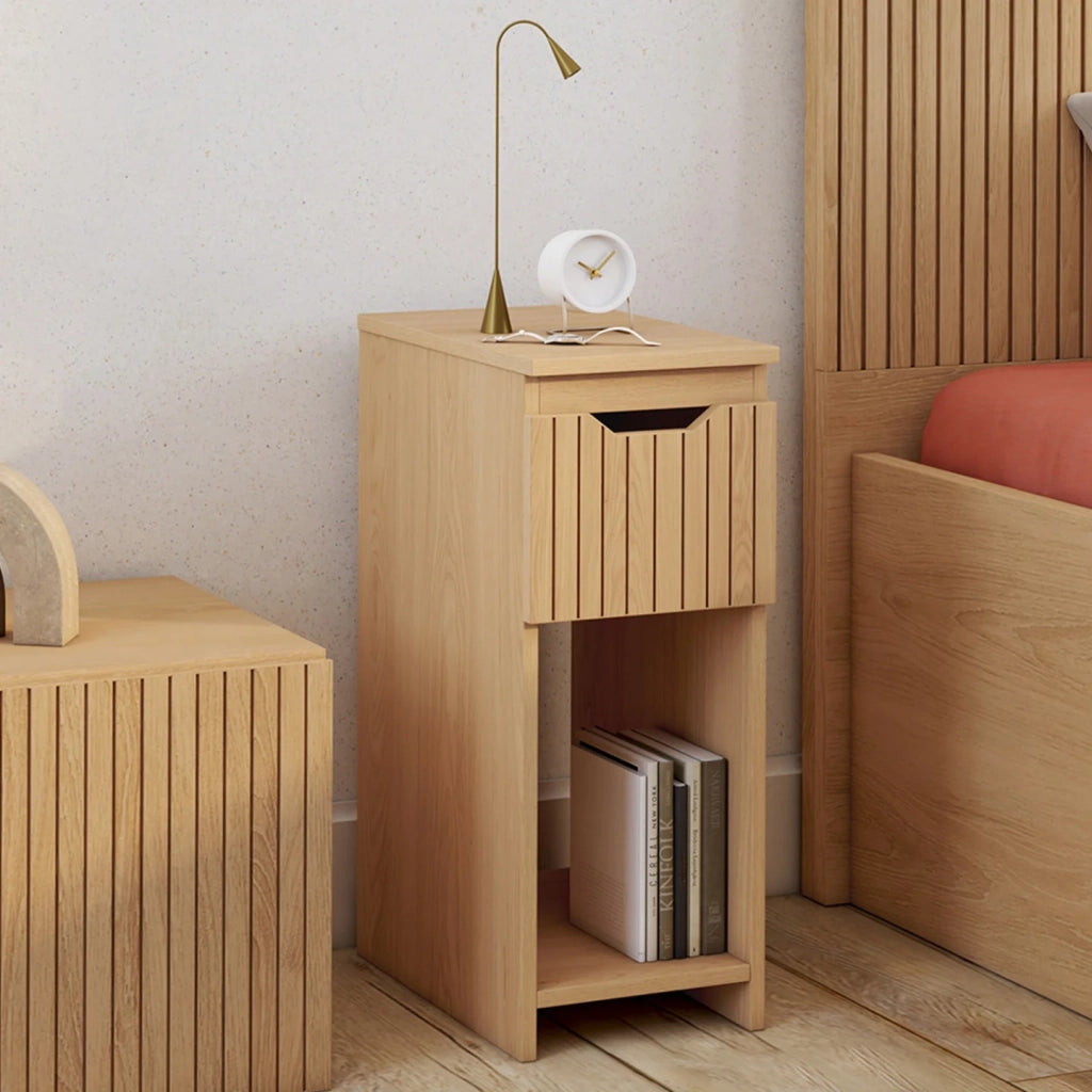 IDMarket - Set di 2 comodini stretti ANOUK, 1 cassetto, effetto legno e doghe