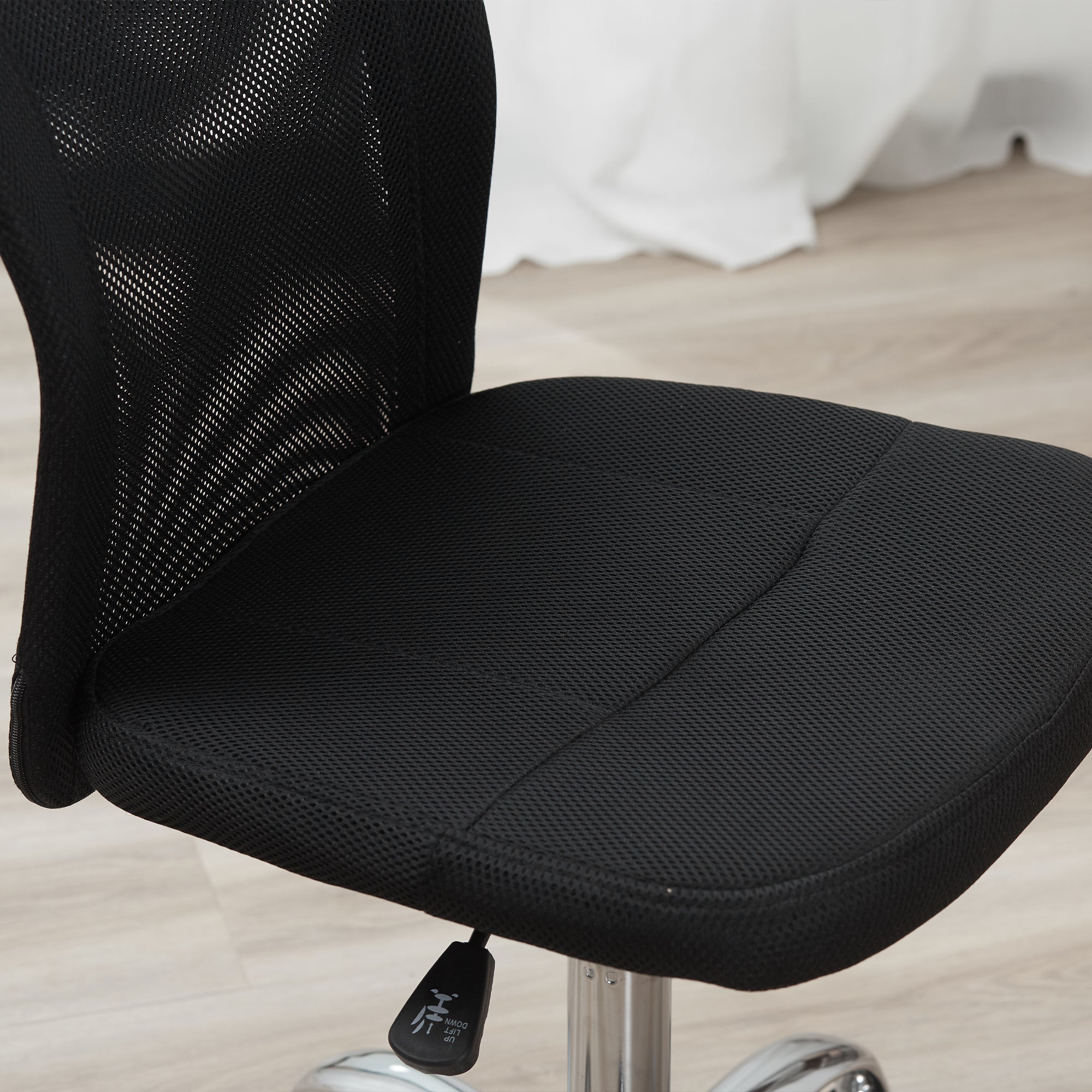 EasyComfort Sedia da Ufficio Ergonomica Senza Braccioli, Tessuto Traspirante a Rete, Altezza Regolabile e 5 Ruote, 43x58x90-100cm, Nero