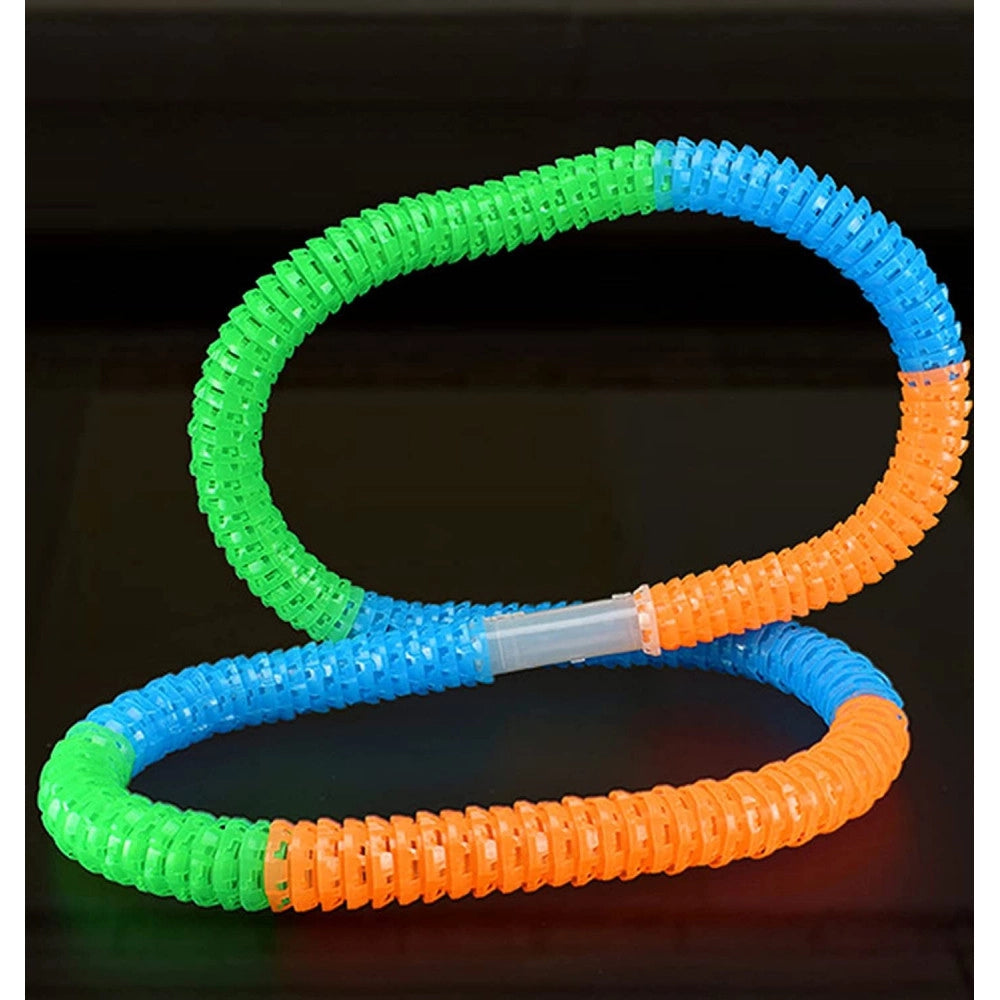 Trade Shop - Set 243 Pezzi Pista Luminosa Led Ad Anello A 360° Carri A Binario Auto Q-wj668 -