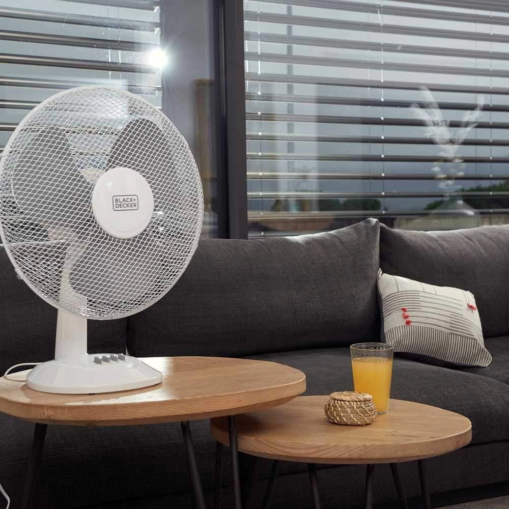 Black+decker bxefd42e ventilatore da tavolo, 40 w, plastica, bianco [classe di efficienza energetica a]