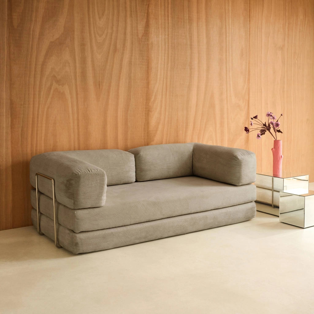Divano letto futon in velluto a coste e struttura cromata, talpa