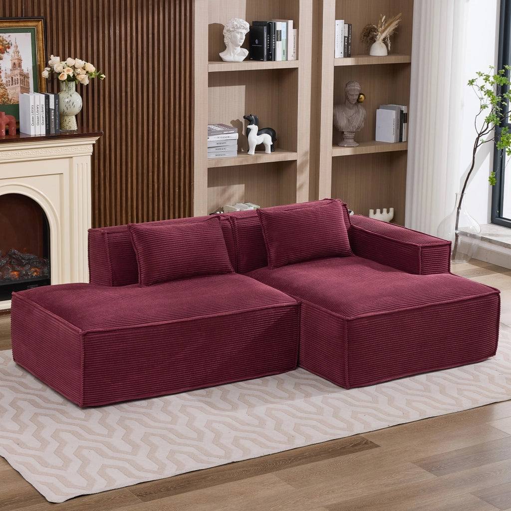 Divano dritto compatto con 2 cuscini e seduta elastica in poliestere imbottito rosso 235 cm per piccoli ambienti