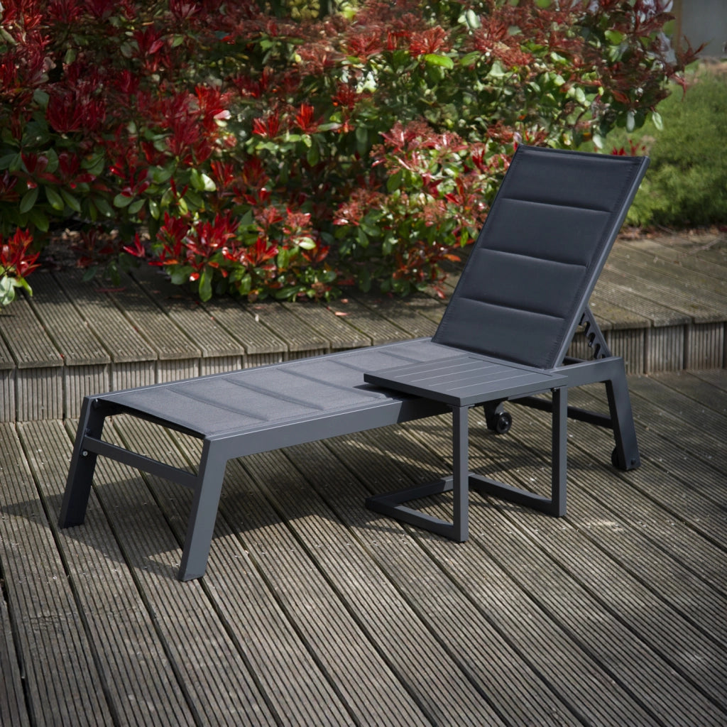Set di lettino eTavolino BARBADOS in textilene grigio - alluminio grigio antracite