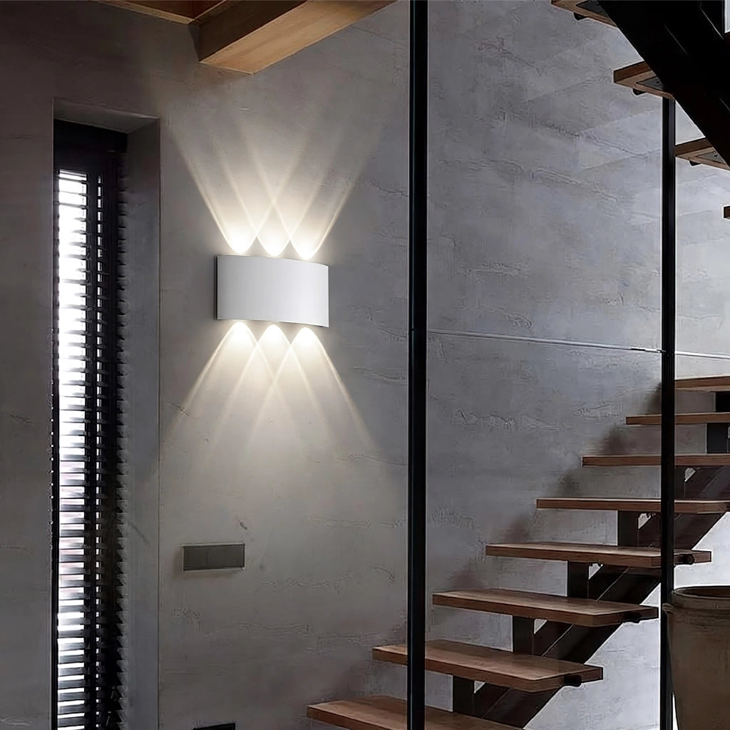 Set 2 Pezzi Applique LED da Parete 6 LED Design Mezzaluna IP65 Interno/Esterno Luce Naturale o Fredda Nero o Bianco Luce Naturale - Bianco