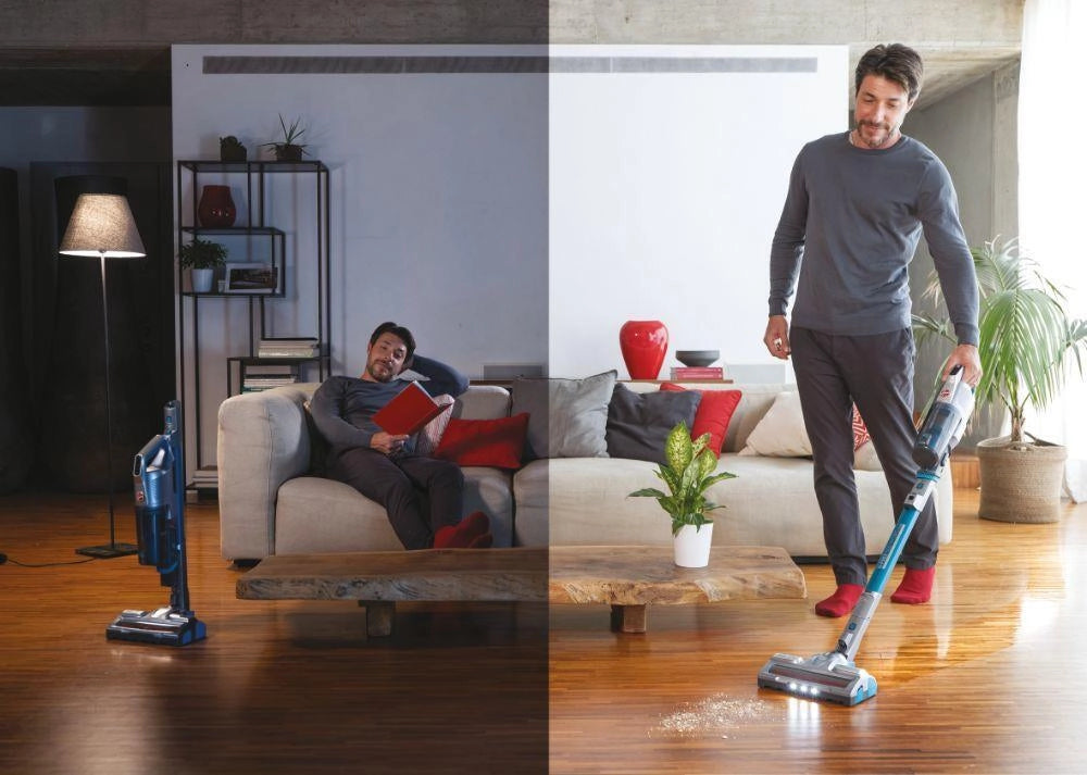 Hoover HF522YSP 011 Aspirapolvere a bastone Batteria Secco e bagnato Micro Senza sacchetto 0,45 L 330 W Grigio
