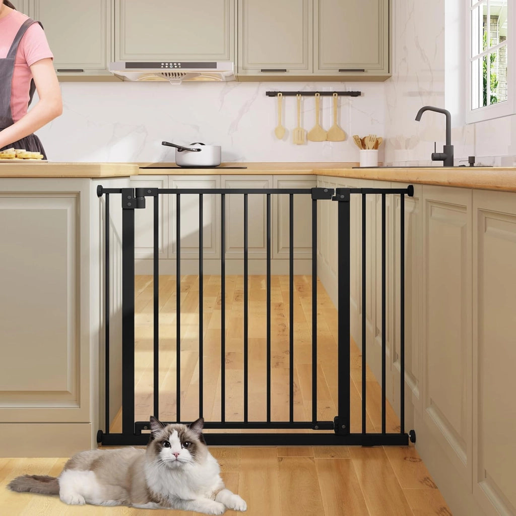Cancelletto per Bambini in Metallo, Cancello per Scale e Porte 75-97 cm, per Cani, Apertura Bidirezionale, Chiusura Doppia, Montaggio con o senza Fori, Nero