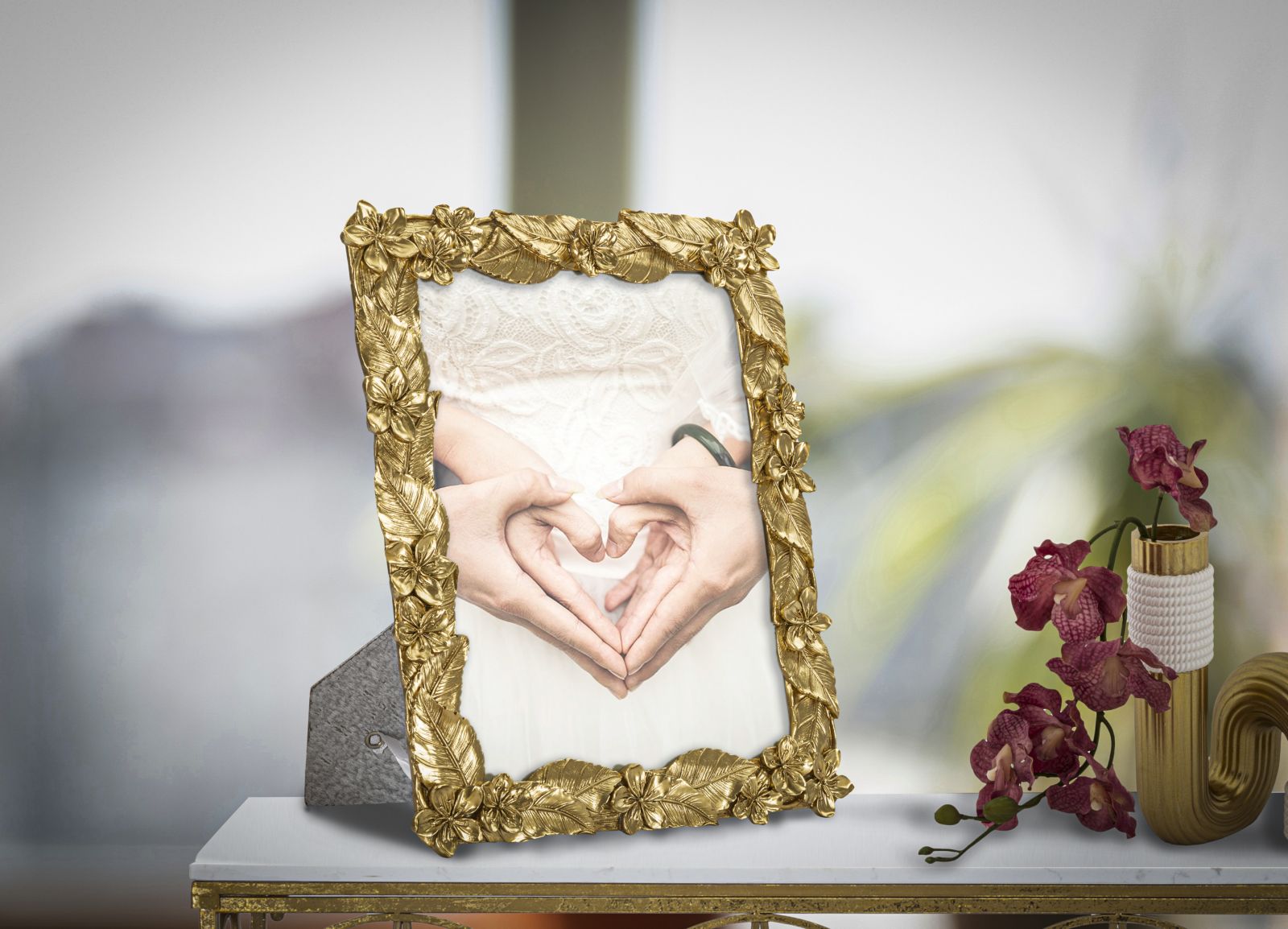 Cornice Leavy 26x2x30,7 cm in Poliresina e Vetro