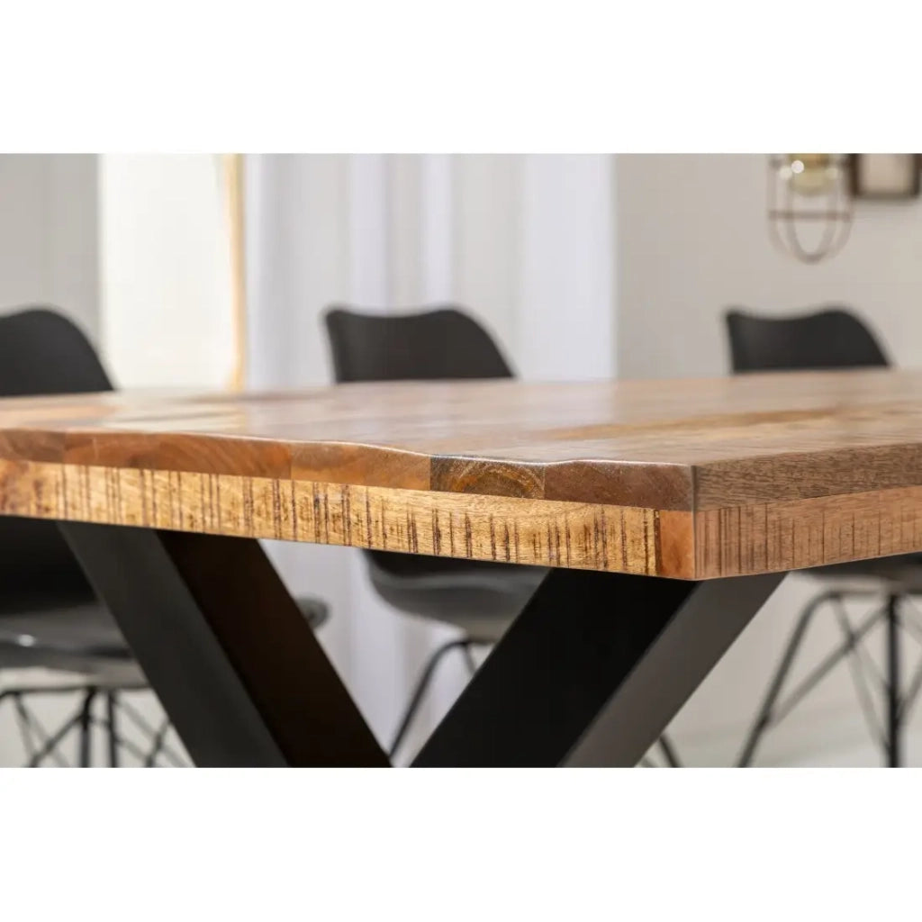 Tavolo da pranzo LODEN – Legno massiccio di mango verniciato – 240 cm – Stile industriale