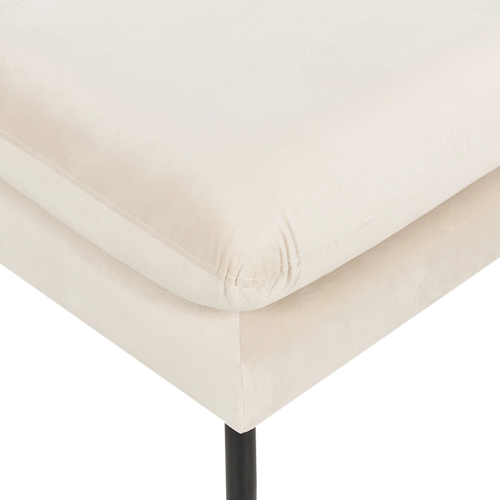 Pouf in Velluto beige chiaro con Gambe Nere 70 x 70 cm stile moderno retrò