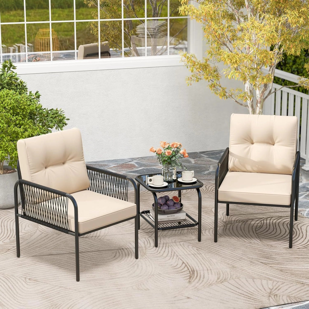 3 Pezzi Set di Mobili da Esterno in Rattan PE, con Tavolino in Vetro Temperato, Cuscini per Schienale e Seduta, Set da Conversazione per Giardino, Veranda, Cortile e Piscina, Beige e Nero